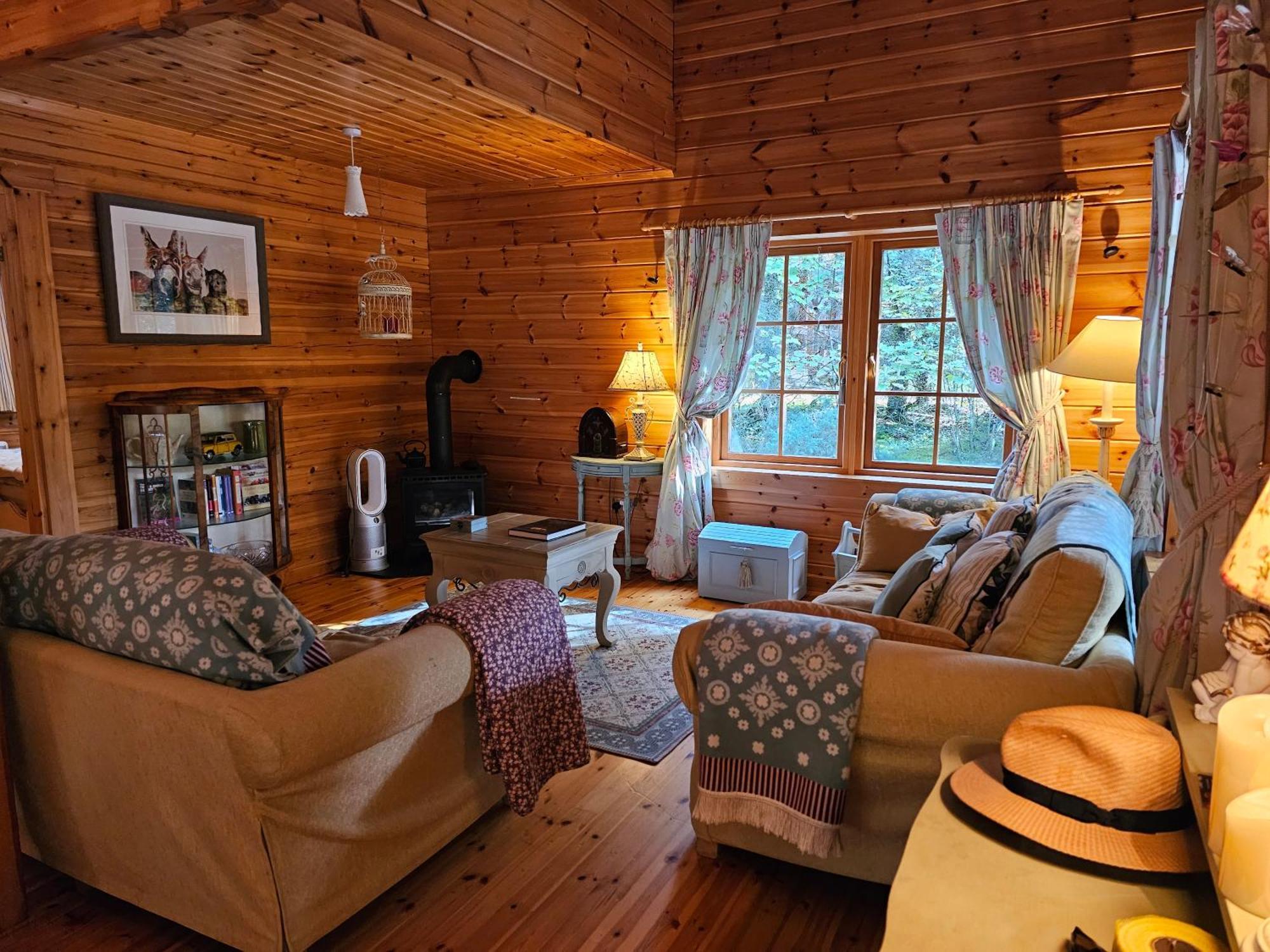 Forest Lodge Log Cabin - Ireland باليكونيل المظهر الخارجي الصورة